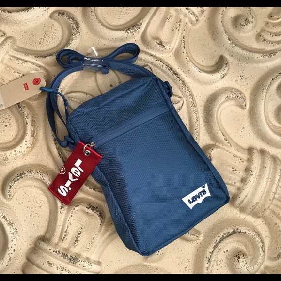 LEVI'S® CROSS BODY BAG blue - Picture 3 of 3